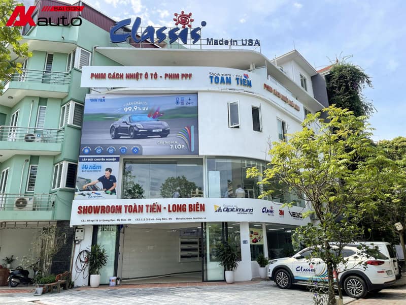 Dán film cách nhiệt Hà Nội tại showroom Toàn Tiến