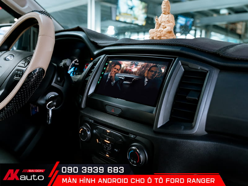 Màn hình ô tô Ford Ranger sở hữu công nghệ màn hình IPS