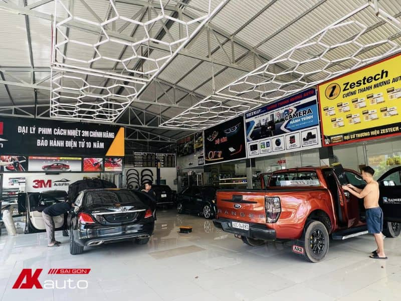 Hình Ảnh Cửa Hàng Cường Thanh Hương Auto