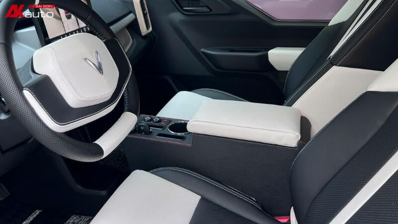 Bệ tỳ tay VF3 thiết kế chuẩn form theo xe