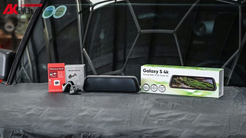 Camera hành trình gương điện tử Galaxy S4K khắc phục được nhược điểm mặt gương zin nhỏ của VF3