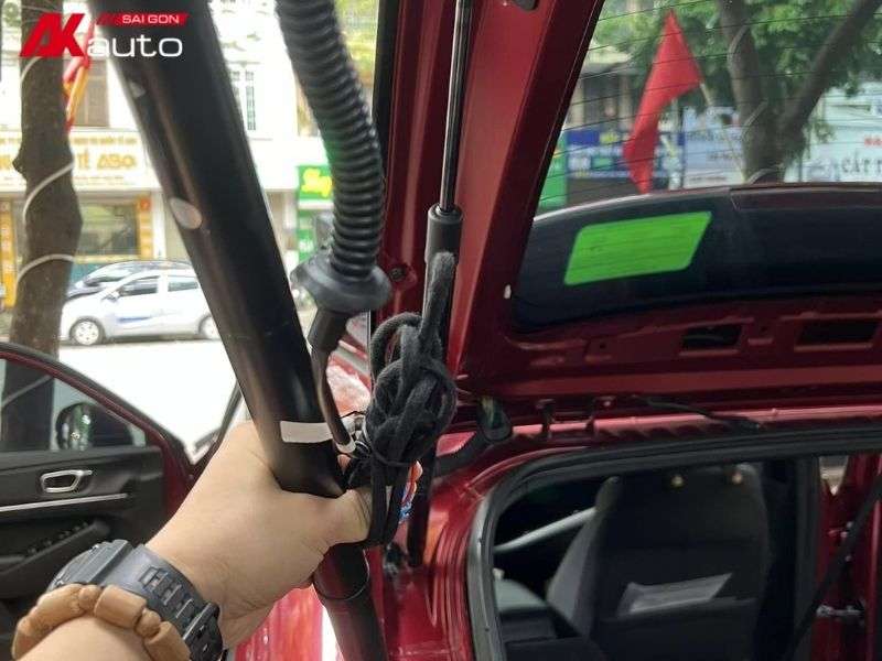 Độ cốp điện xe HRV 1 Có nên độ cốp điện cho xe HRV