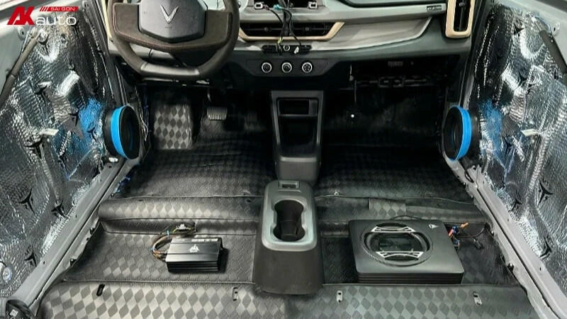 Độ âm thanh cho VF3 giúp nâng tầm trải nghiệm lái xe