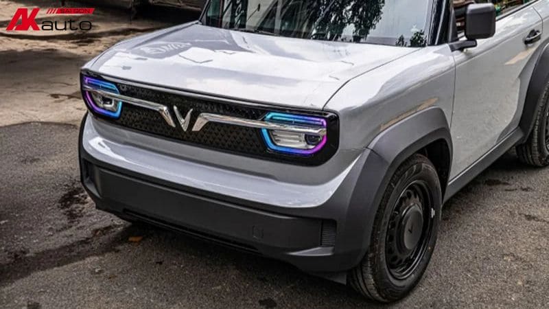 Độ LED mí đèn trước cho VF3 mang đến vẻ ngoài sang trọng, cá tính cho xế yêu