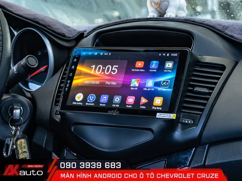Giắc cắm điện an toàn trên màn hình android Chevrolet Cruze