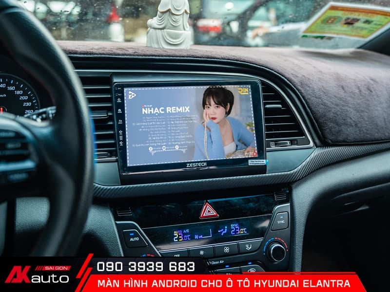 Âm thanh sống động trên màn hình android Hyundai Elantra