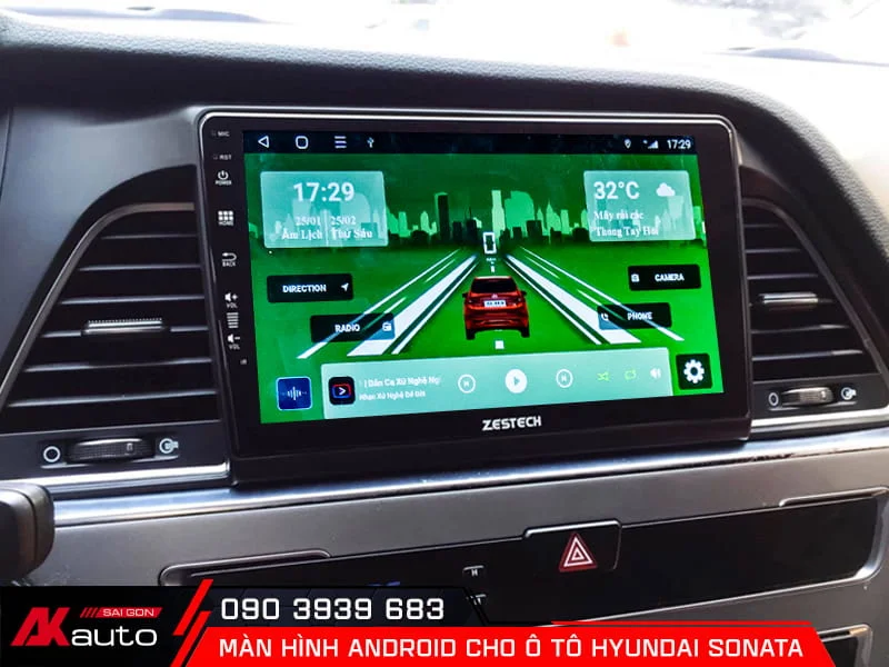 Cận cảnh màn hình android ô tô Hyundai Sonata