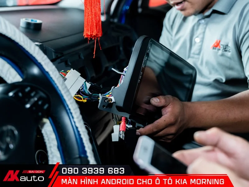 Trung tâm AKauto lắp đặt màn hình Kia Morning uy tín