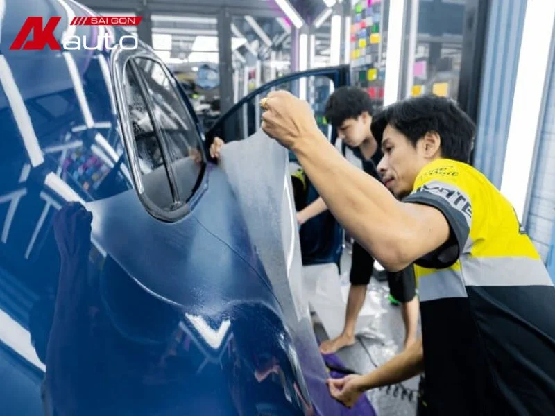 Quy trình dán PPF Zappa chuyên nghiệp tỉ mỉ trong từng chi tiết