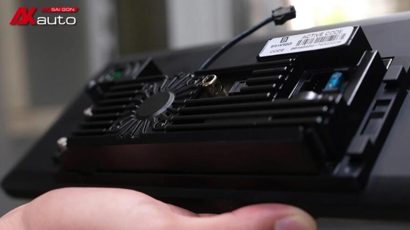 MHU Android VF3 được tích hợp nhiều tính năng hỗ trợ chủ xe giải trí và lái xe an toàn