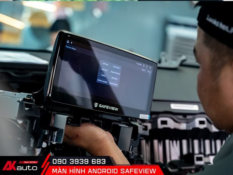 Lắp đặt màn hình Safeview tại AKauto