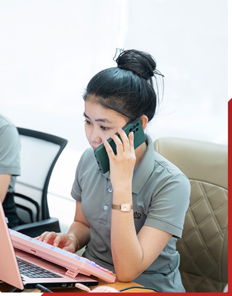 Tư vấn viên chăm sóc khách hàng tại AKauto - desktop