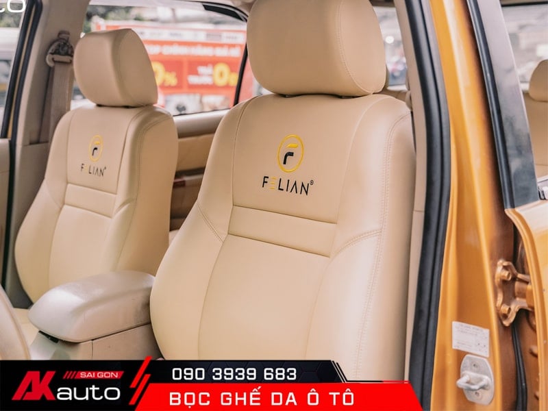 Bọc ghế da ô tô xe Fortuner