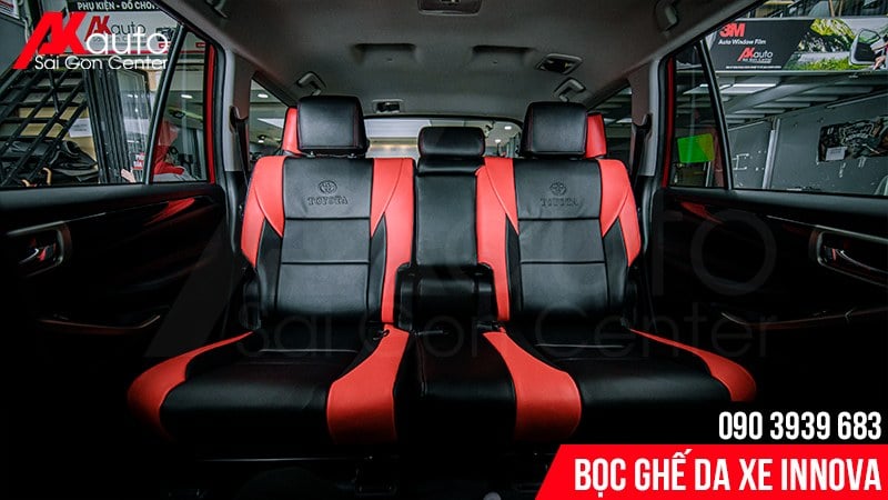 boc-ghe-da-o-to-innova-den-do bọc ghế da ô tô innova hcm