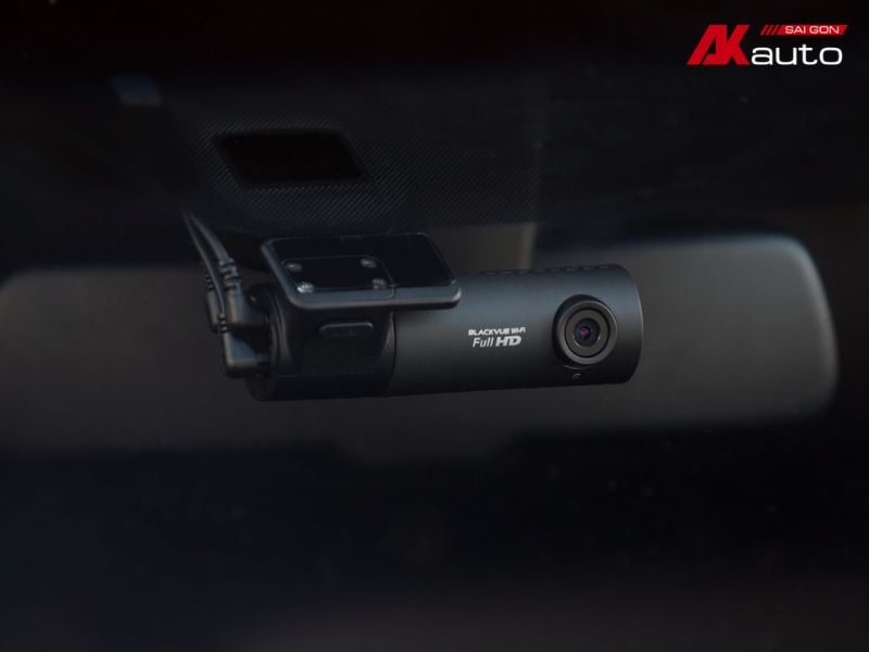 Camera hành trình Blakvue DR590x-2CH