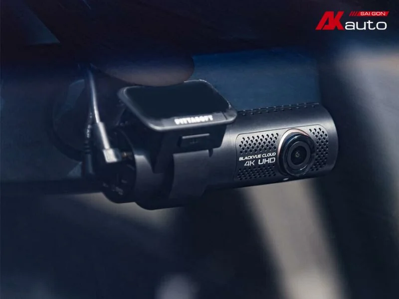 Camera hành trình Blackvue | Chính hãng - Giá tốt 3 Camera hành trình Blackvue DR970X-2CH