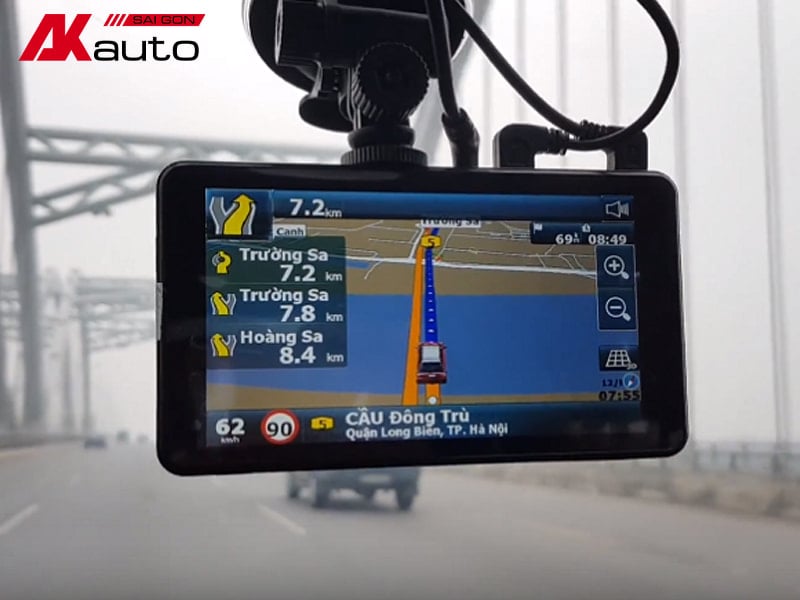 Top 5+ Camera hành trình dẫn đường | Giá tốt - Lắp đặt ngay 1 Camera hành trình dẫn đường đa năng, tích hợp cảnh báo giao thông