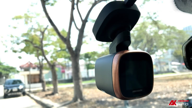 Camera hành trình Hikvision F6