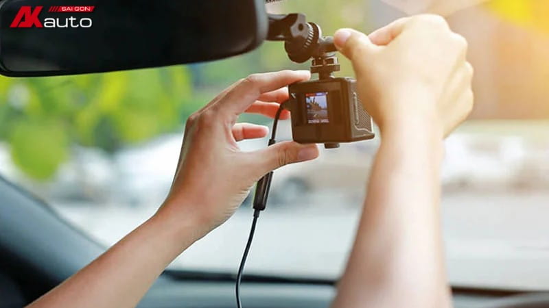 Camera hành trình lưu được bao nhiêu ngày phụ thuộc vào thẻ nhớ và chế độ ghi đè