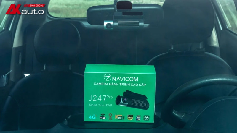 Camera Navicom J247Pro sở hữu tính năng giám sát video và theo dõi vị trí ngay cả khi xe đang tắt máy