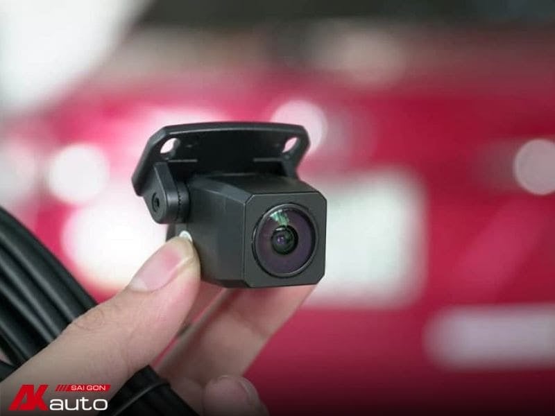 Cách lắp camera hành trình ô tô phía sau