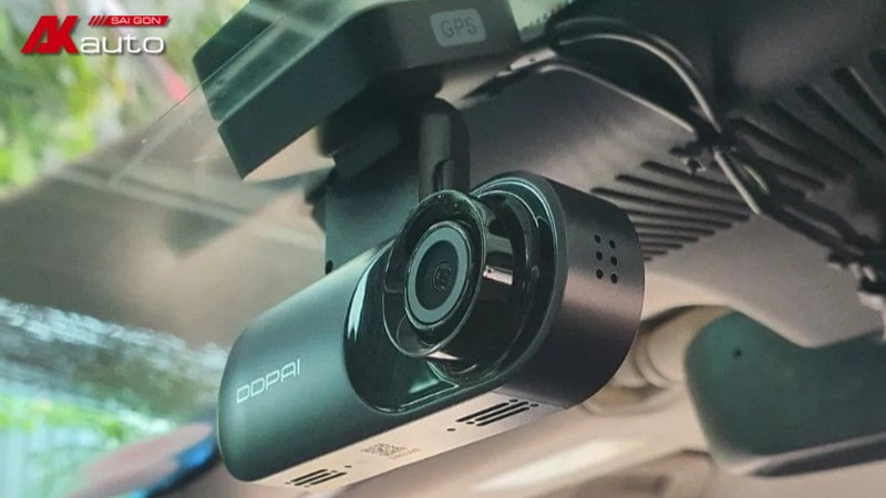 Camera hành trình Trung Quốc DDPAI ghi hình rõ nét, thao tác đơn giản