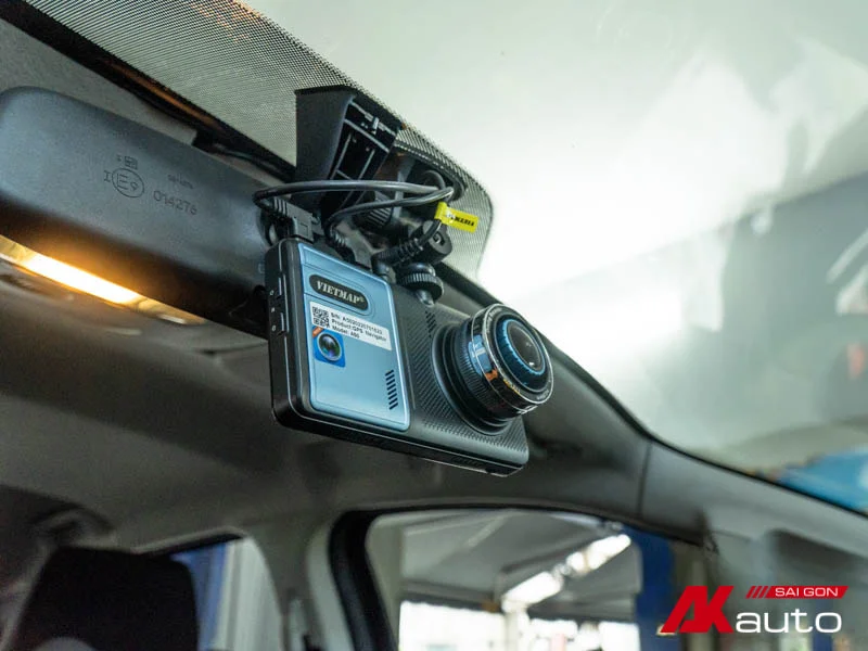 Top 5+ Camera hành trình dẫn đường | Giá tốt - Lắp đặt ngay 3 Camera hành trình dẫn đường Vietmap A50 đa năng