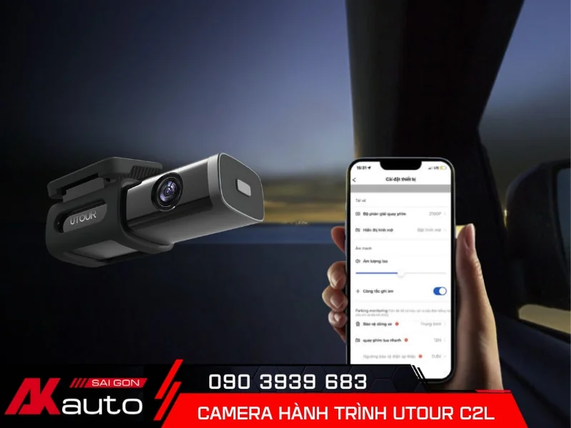Thiết kế của camera hành trình Utour C2L nhỏ gọn, không chắn tầm nhìn và có độ bền bỉ cao