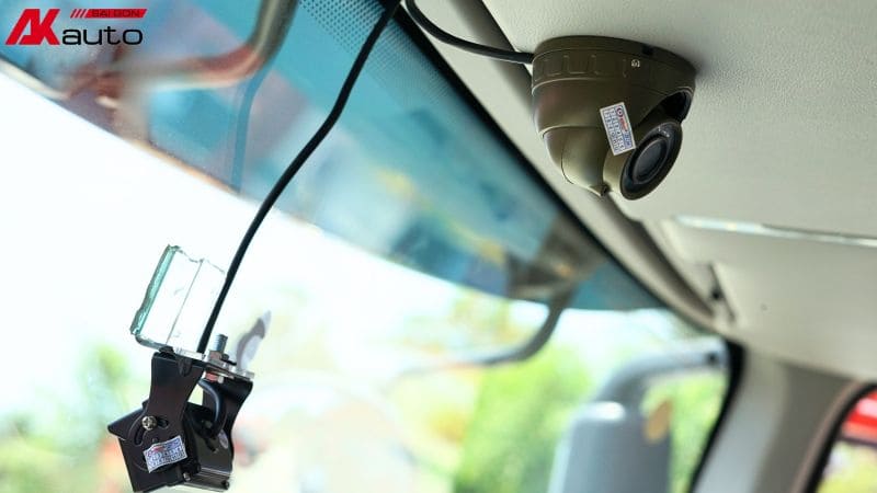 Lắp camera hành trình Nghị Đinh 10 là cần thiết khi tham gia giao thông