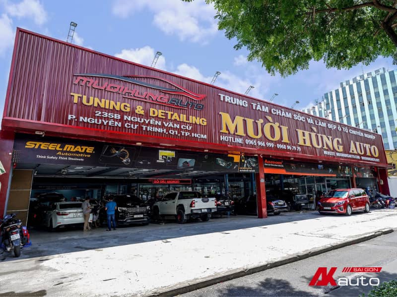 TOP 4+ Đại lý màn hình Utour Chính Hãng - Uy Tín 5 Mười Hùng Auto