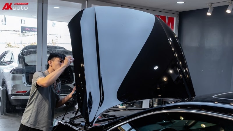 Khách hàng nên chọn loại PPF cao cấp để có độ bóng đẹp