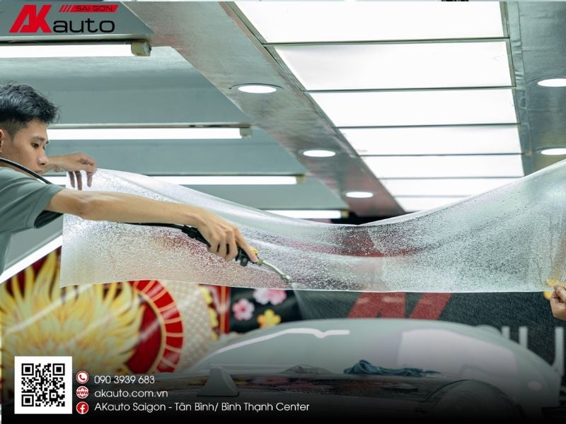 Nên dán ppf ô tô ở những vị trí nào? Địa chỉ dán ppf ô tô ở đâu uy tín? 1 Dán PPF là gì? Tầm quan trọng của việc dán phim bảo vệ sơn PPF