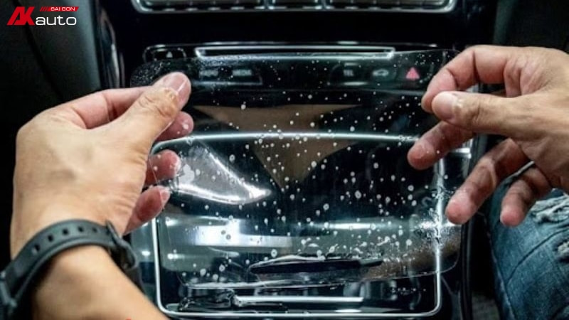 Dán PPF nội thất ô tô giúp dễ dàng vệ sinh, bảo dưỡng