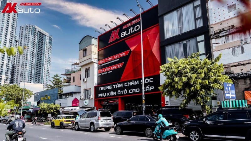 AKauto Bình Thạnh chuyên dán phim cách nhiệt 3M chính hãng, giá tốt 