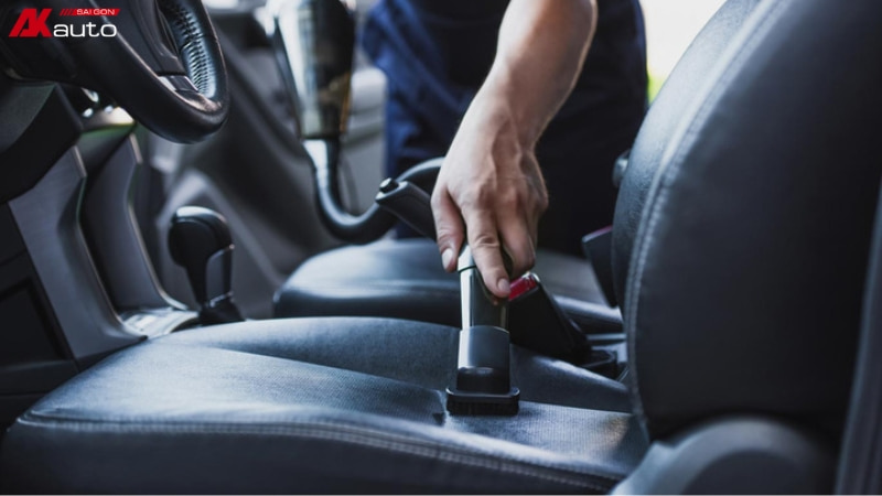 Hút bụi nội thất ô tô để loại bỏ bụi mịn