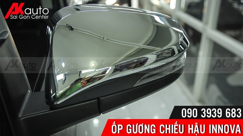 Ốp gương chiếu hậu xe Innova 2