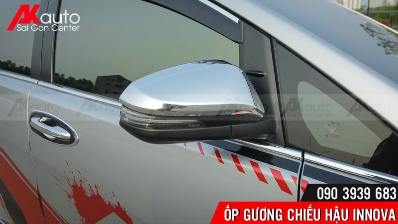 Ốp gương chiếu hậu xe Innova 1 import placeholder for 888