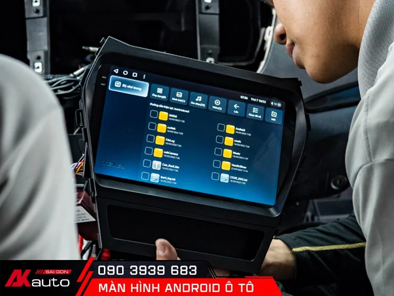 Lắp đặt màn hình android ô tô chính hãng tại AKauto