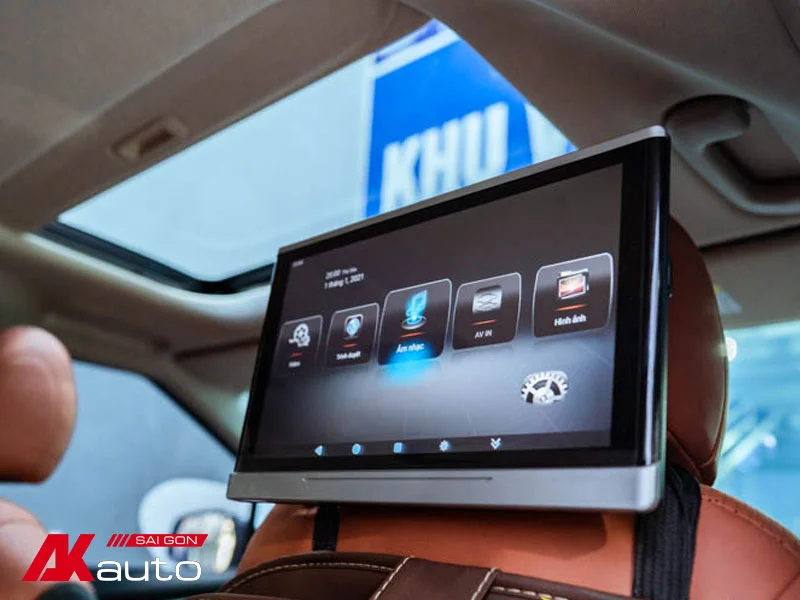Màn hình gối đầu ô tô là gì? Có nên trang bị màn hình ghế sau ô tô không? 6 Màn hình android ô tô hoạt động độc lập