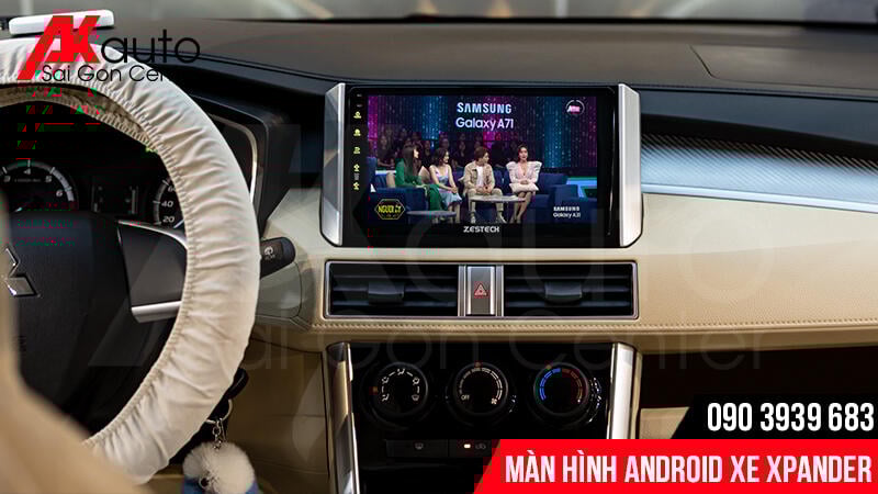 Màn hình xpander giải trí đa năng