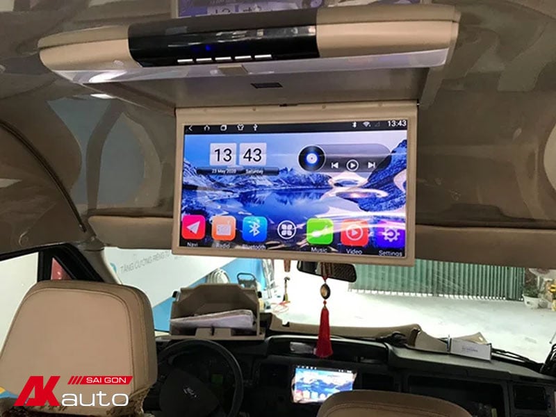 Màn Hình Ốp Trần Ô Tô
