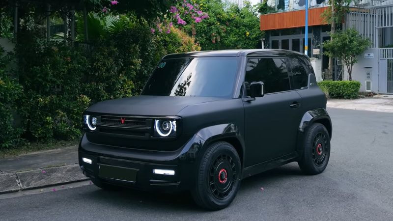 Vinfast VF3 độ đổi màu full đen toàn bộ thành mini Defender