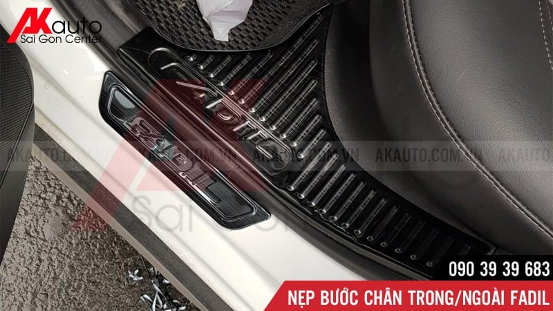 nep-buoc-chan-xe-fadil-trong-ngoai-1 lắp nẹp bước chân trong fadil