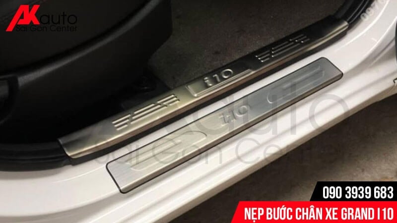 nep-buoc-chan-xe-grand-i10-khong-den-1 lắp đặt nẹp bước chân xe grand i10