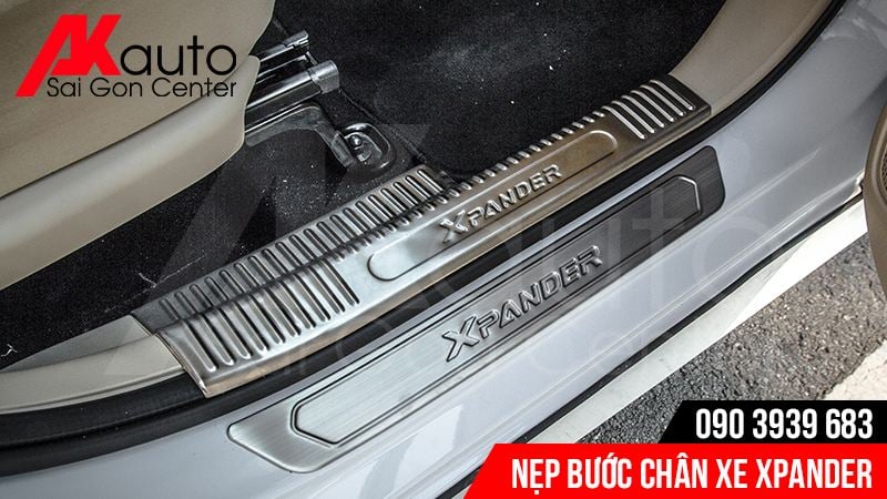 nẹp chống trầy bệ cửa lên xuống xpander