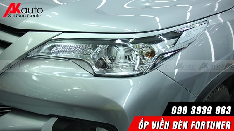 op-vien-den-xe-fortuner-truoc-ma-crom-1 ốp viền đèn trước xe fortuner