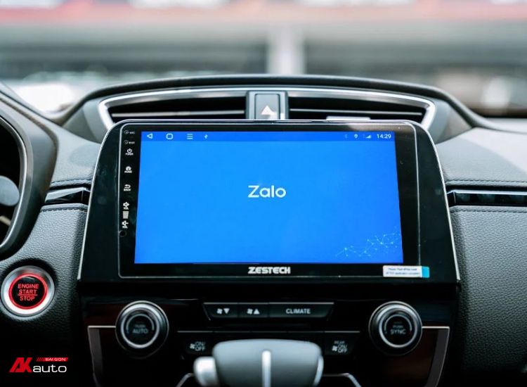 Phần mềm cho màn hình android ô tô để lướt mạng xã hội