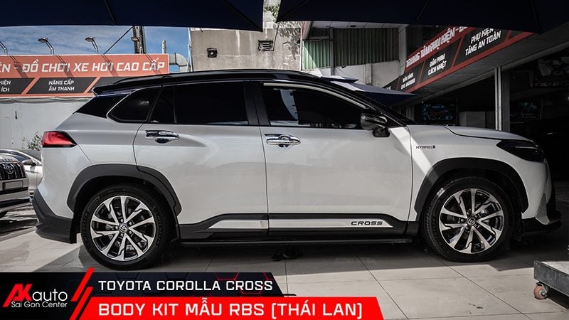 phu-kien-toyota-cross-body-kit-can-hong cản hông body kit rbs