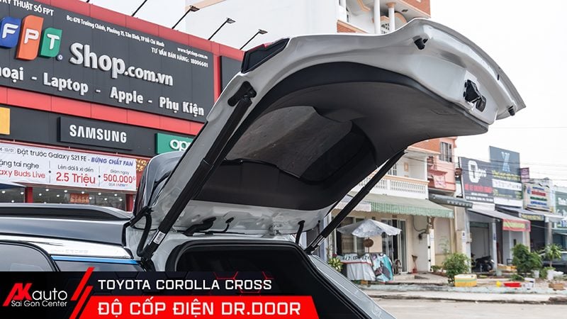 phu-kien-toyota-cross-do-cop-dien độ cốp điện toyota cross akauto