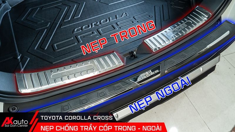 phu-kien-toyota-cross-nep-chong-tray-cop Ốp chống trầy cốp xe trong ngoài toyota cross